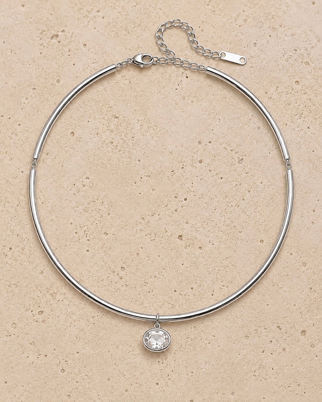 The Collar Necklace